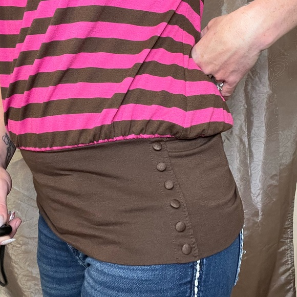 Pink and brown blouse - Picture 4 of 4